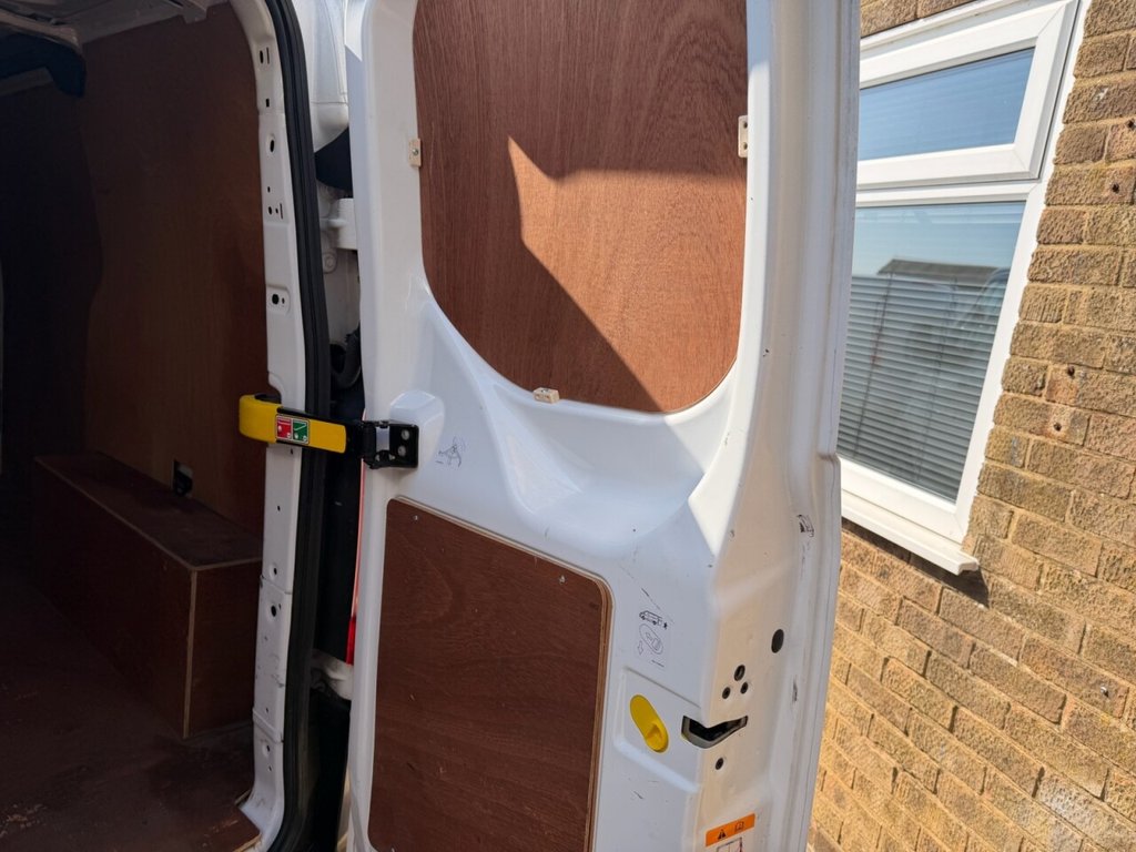 Used Ford Transit Custom 2019 for sale - 77407867: Photo 24