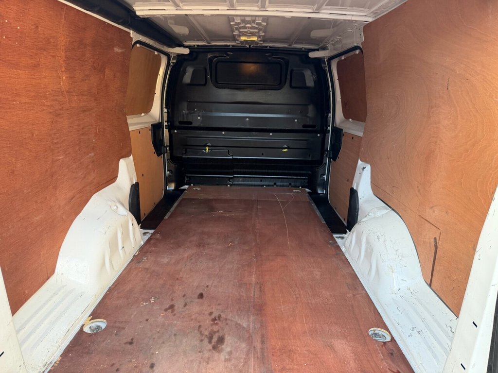 Used Vauxhall Vivaro 2020 for sale - 77407870: Photo 26