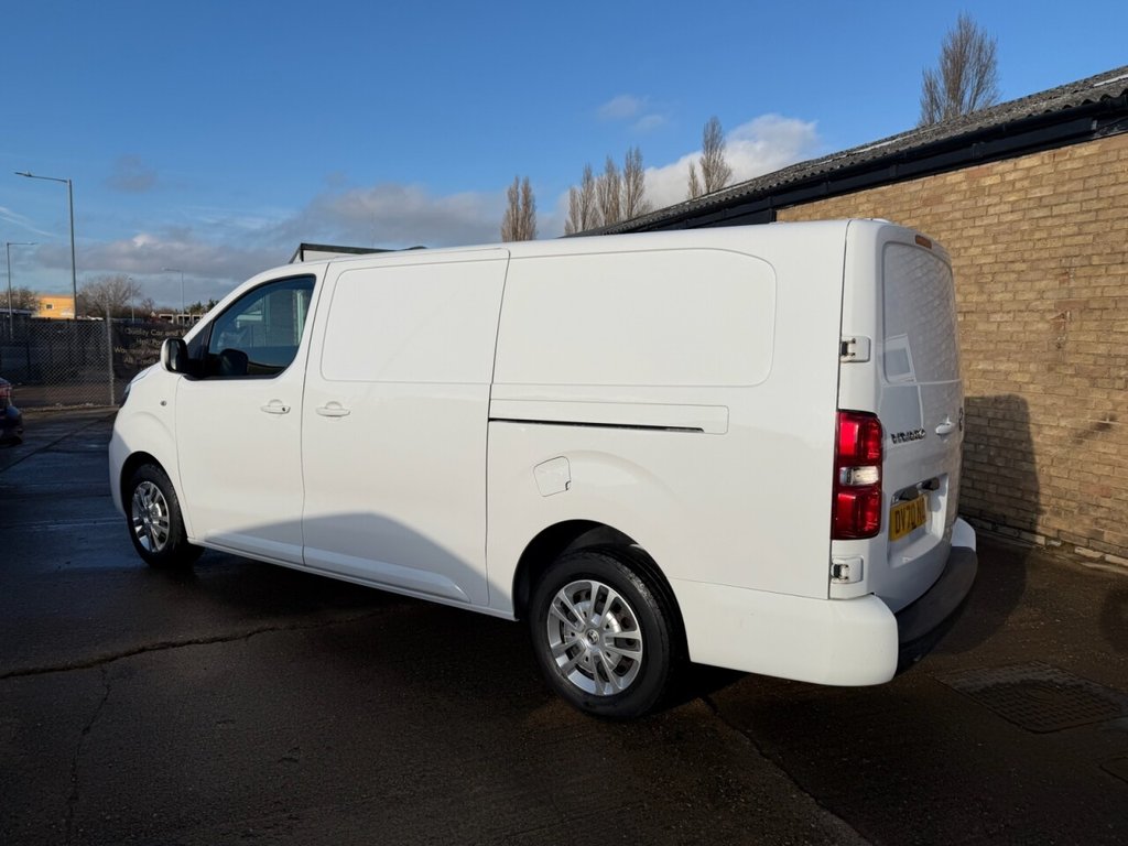Used Vauxhall Vivaro 2020 for sale - 77407870: Photo 5