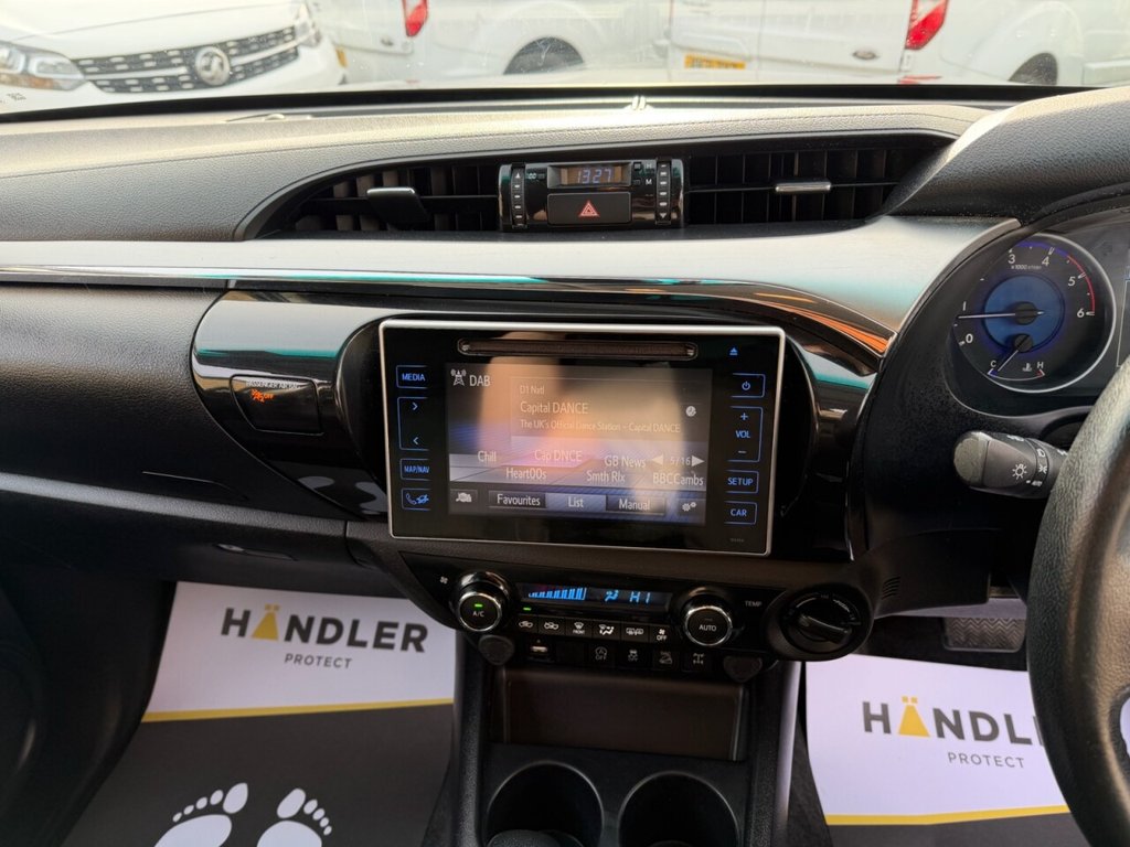 Used Toyota Hilux 2020 for sale - 77689109: Photo 20