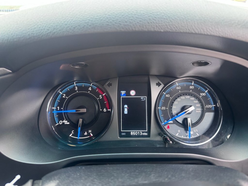 Used Toyota Hilux 2021 for sale - 77407887: Photo 23