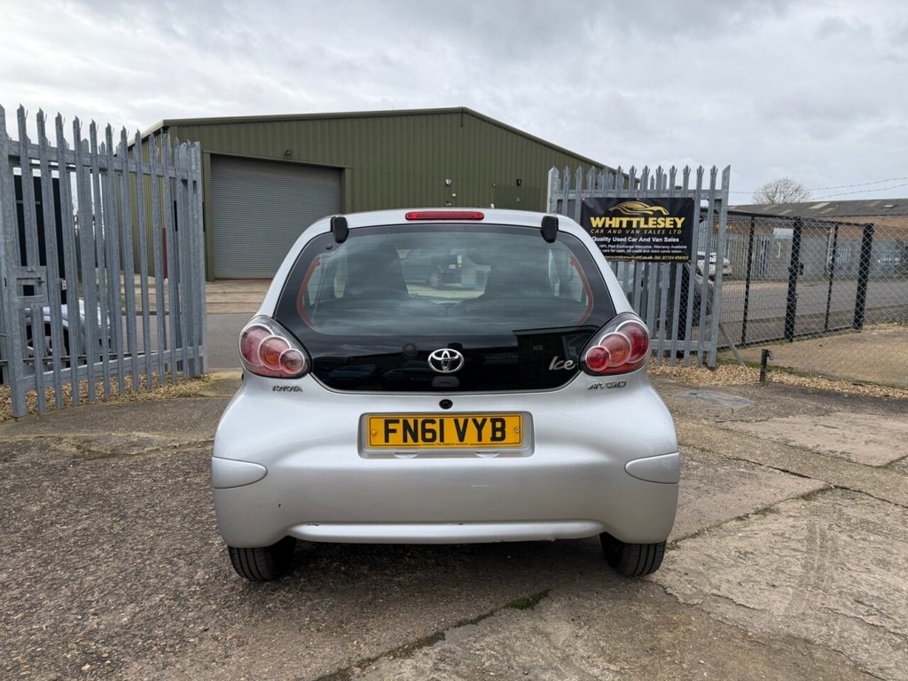 Used Toyota AYGO 2011 for sale - 77689112: Photo 8