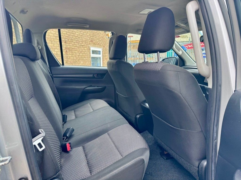 Used Toyota Hilux 2020 for sale - 77407996: Photo 10