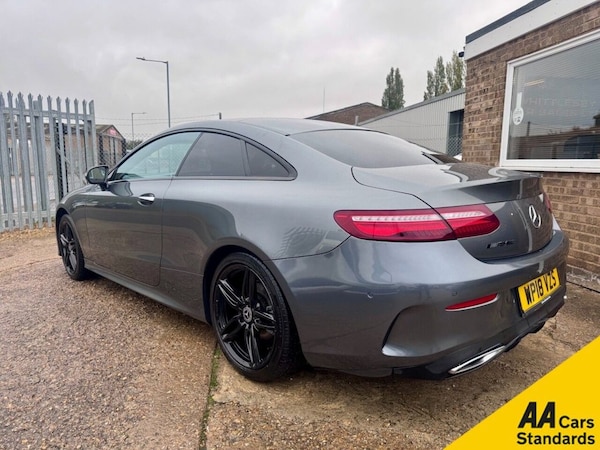 Used Mercedes-Benz E Class 2018 for sale - 75753185: Photo 4