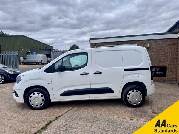 Used Vauxhall Combo 2019 for sale - 75654584: Photo 4