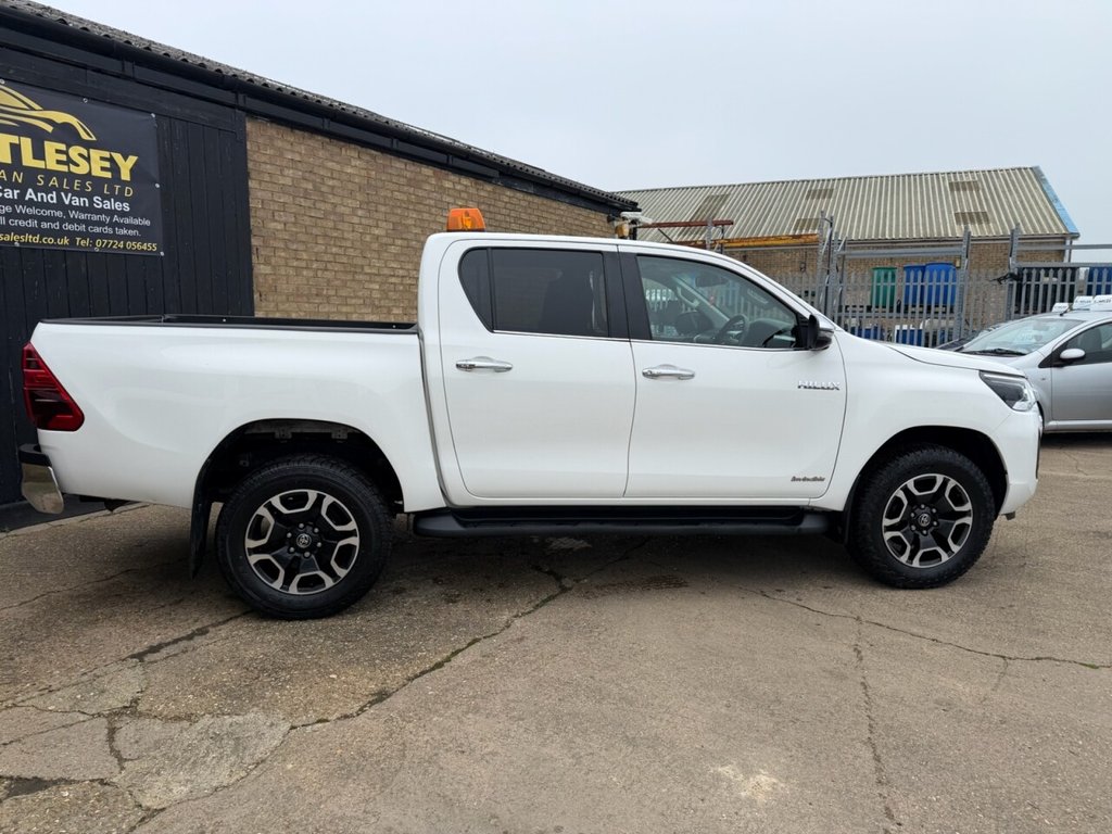 Used Toyota Hilux 2021 for sale - 77498924: Photo 11