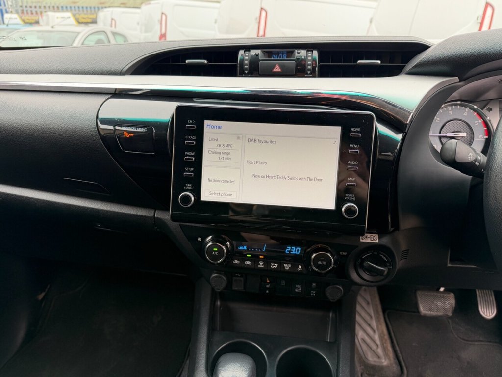 Used Toyota Hilux 2021 for sale - 77498924: Photo 17