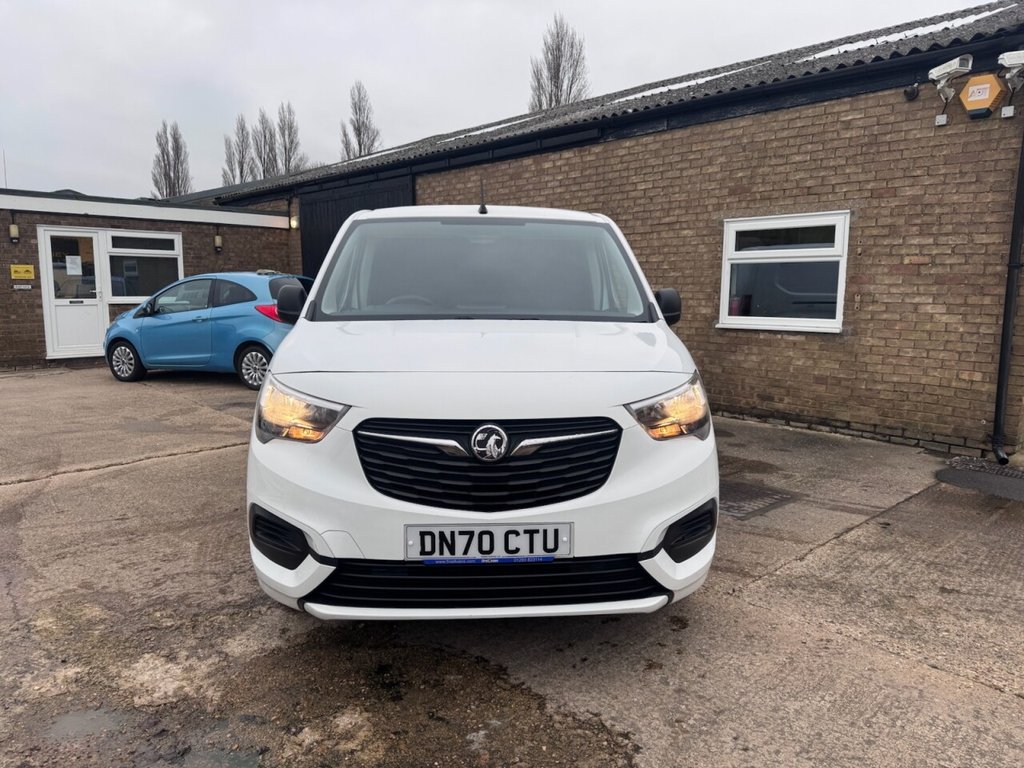 Used Vauxhall Combo 2020 for sale - 77407683: Photo 2