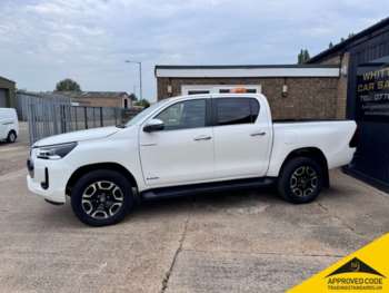 Used Toyota Hilux 2021 for sale - 74469588: Photo
