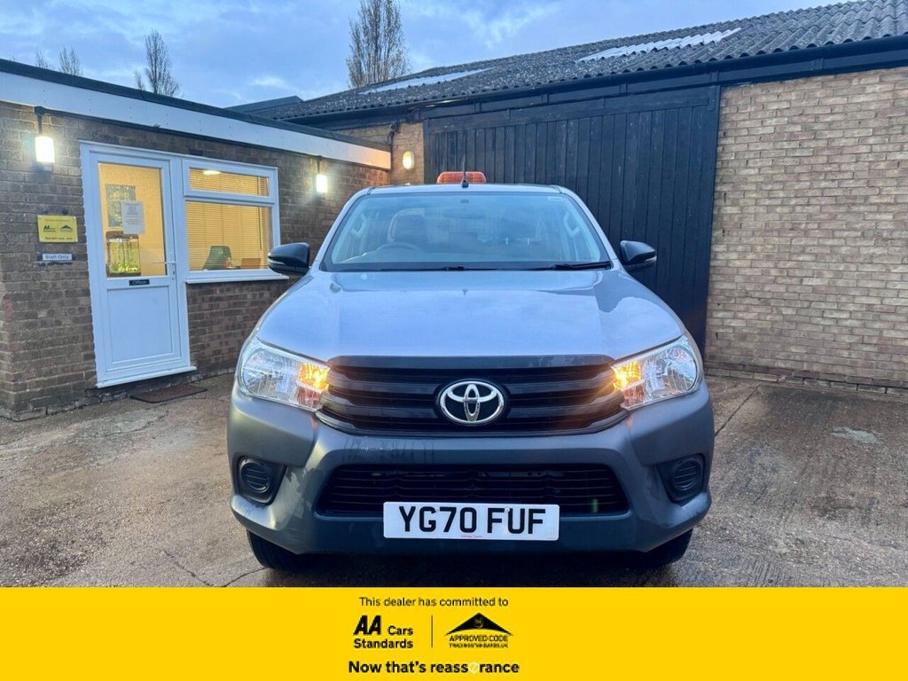 Used Toyota Hilux 2020 for sale - 76509894: Photo 2