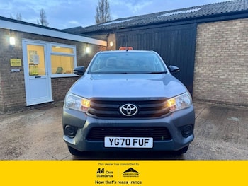 Used Toyota Hilux 2020 for sale - 76509894: Photo