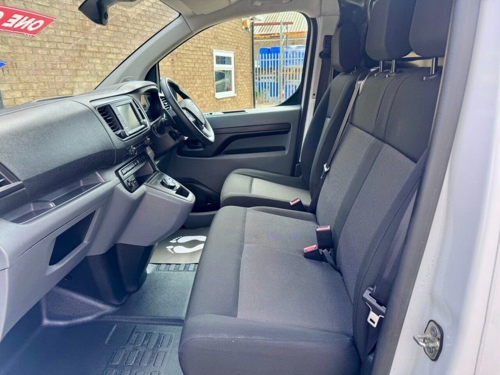 Used Vauxhall Vivaro 2022 for sale - 77407993: Photo 17