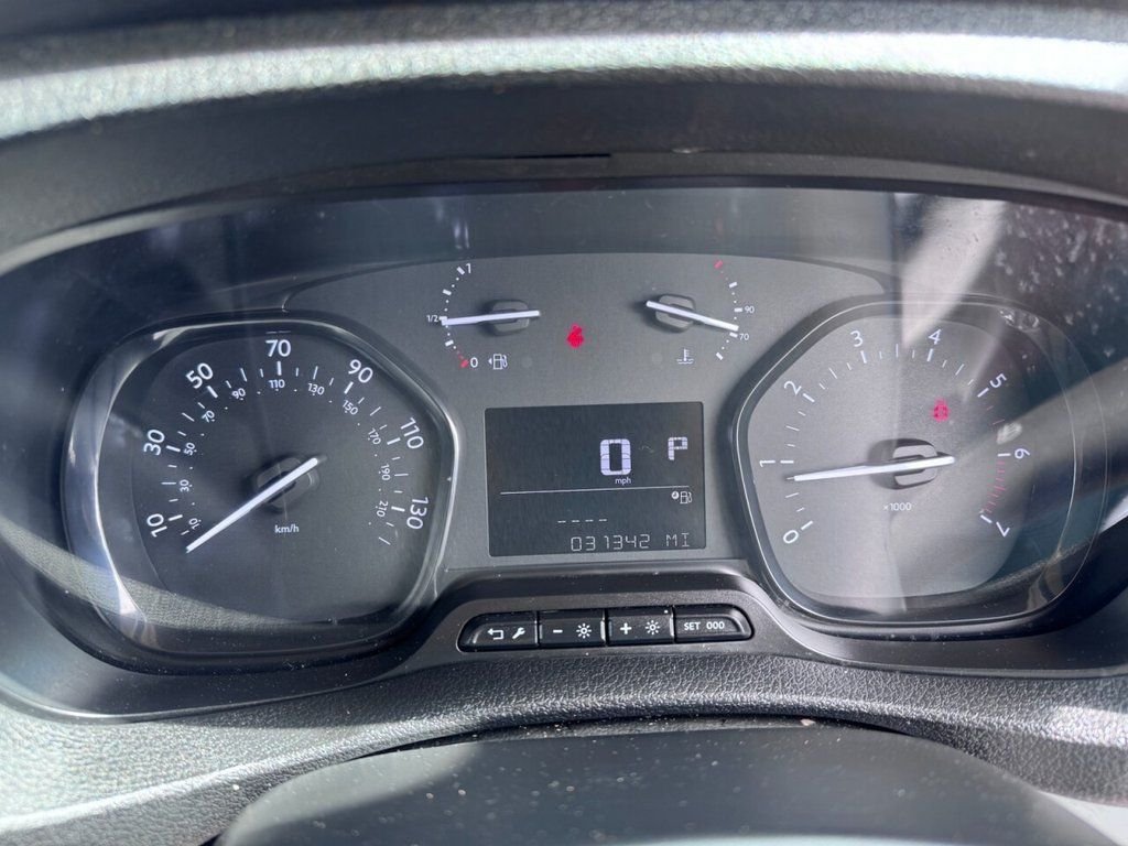 Used Vauxhall Vivaro 2022 for sale - 77407993: Photo 19