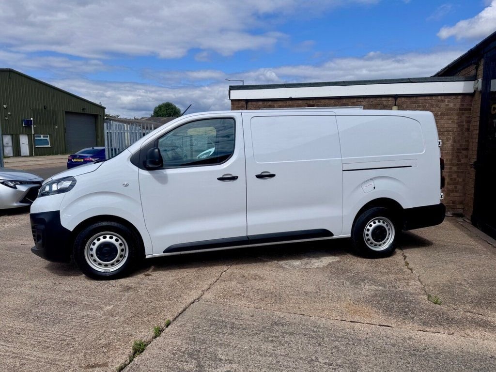 Used Vauxhall Vivaro 2022 for sale - 77407993: Photo 4