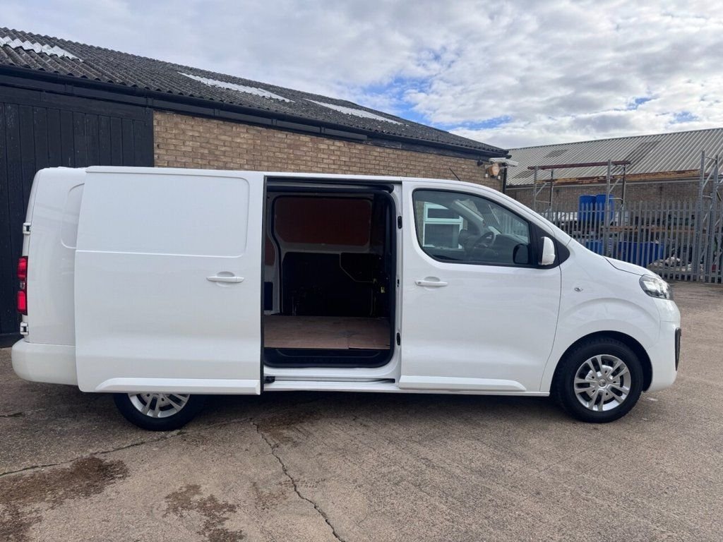 Used Vauxhall Vivaro 2021 for sale - 77408002: Photo 19