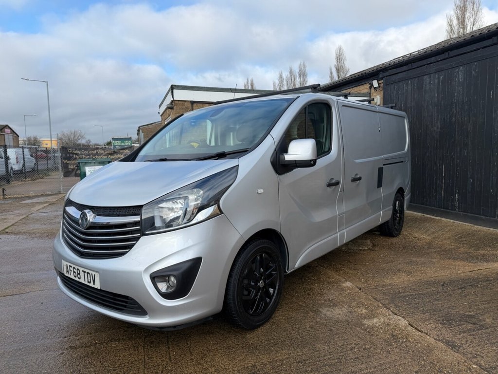 Used Vauxhall Vivaro 2018 for sale - 77436917: Photo 3