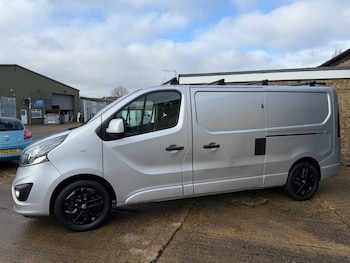 Used Vauxhall Vivaro 2018 for sale - 77436917: Photo