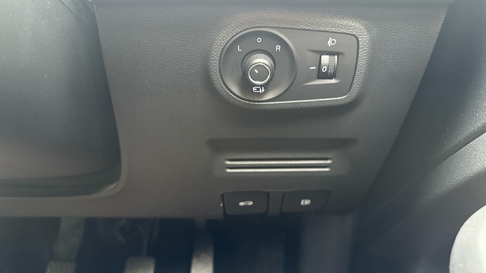 Vehicle 33