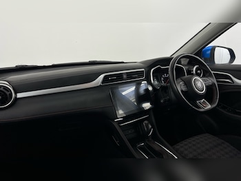 Used MG MG ZS 2023 for sale - 76140008: Photo