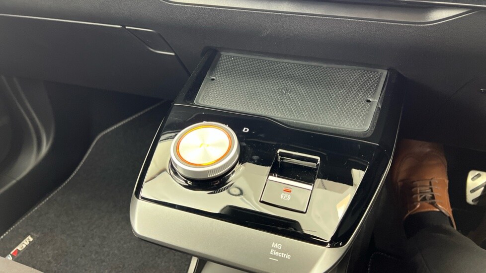 Vehicle 33