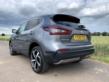 Used Nissan Qashqai 2020 for sale - 76260325: Photo 2