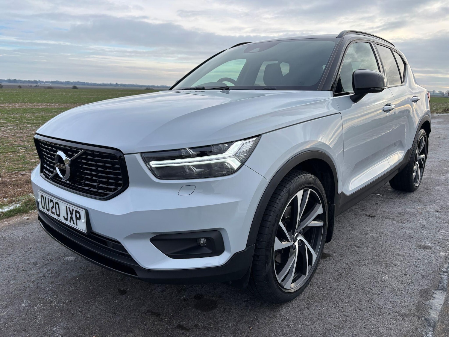 Used Volvo XC40 2020 for sale - 77120428: Photo 3