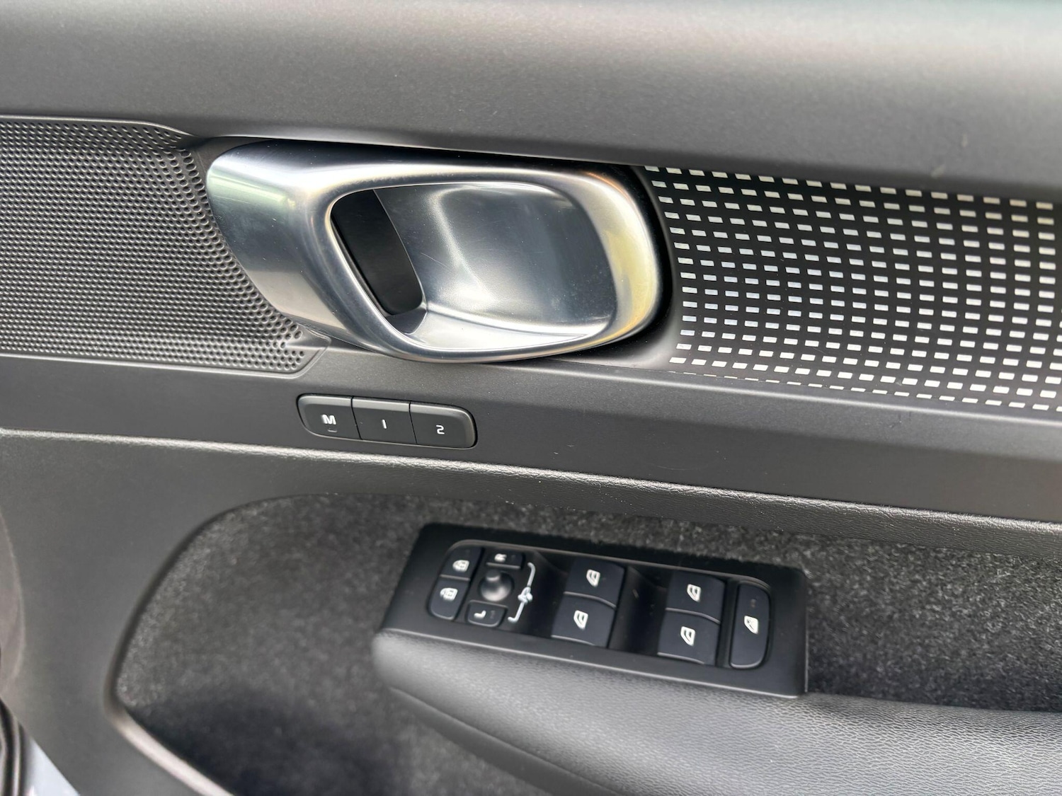 Used Volvo XC40 2021 for sale - 76771755: Photo 21