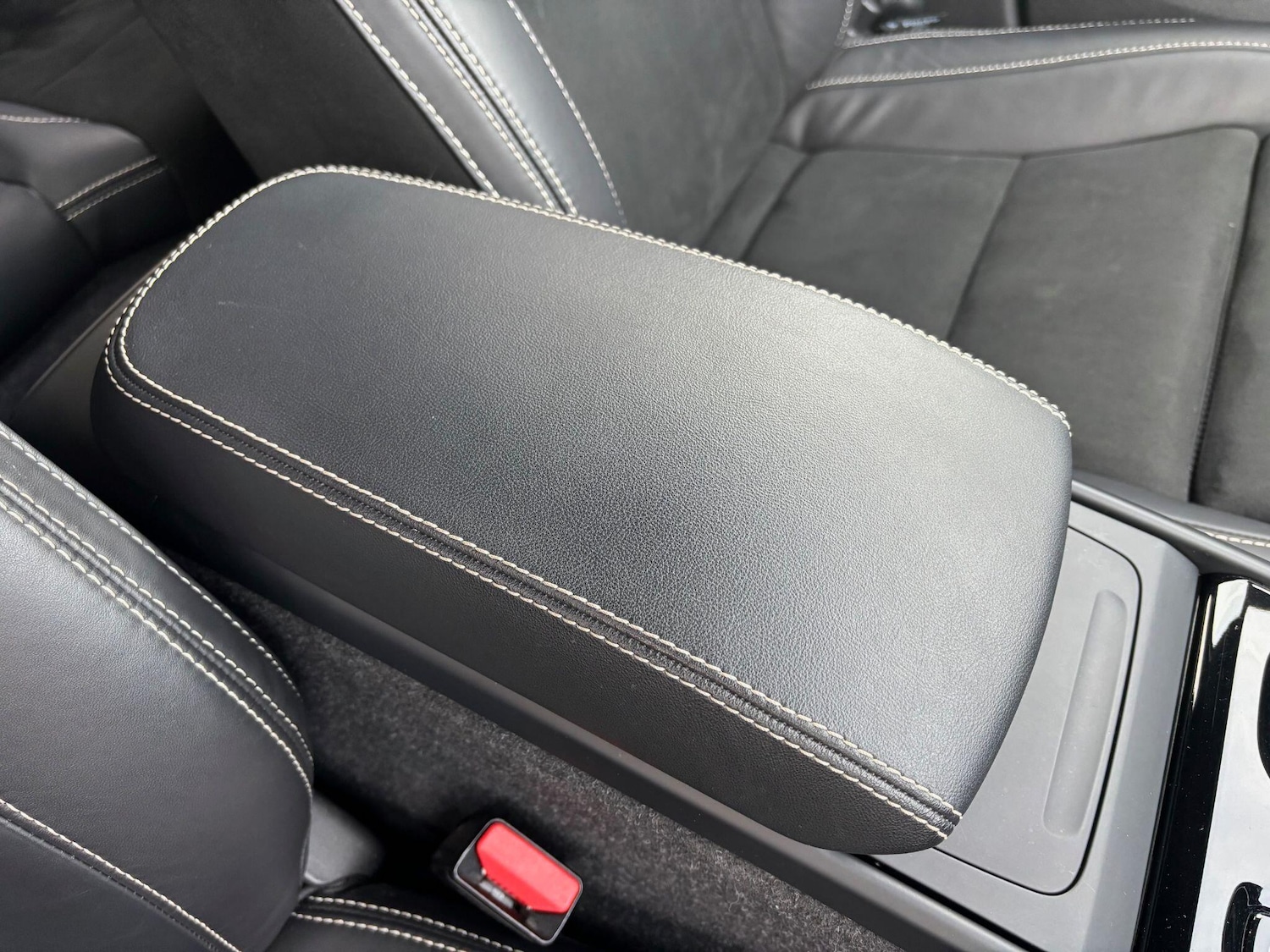 Used Volvo XC40 2021 for sale - 76771755: Photo 24