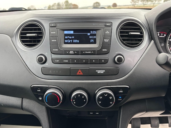 Used Hyundai i10 2019 for sale - 76283593: Photo 16