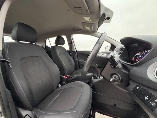 Used Hyundai i10 2019 for sale - 76283593: Photo 7