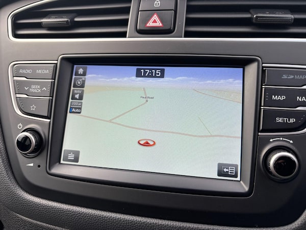 Used Hyundai i20 2018 for sale - 75414015: Photo 24