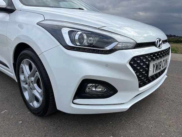 Used Hyundai i20 2018 for sale - 75414015: Photo 34