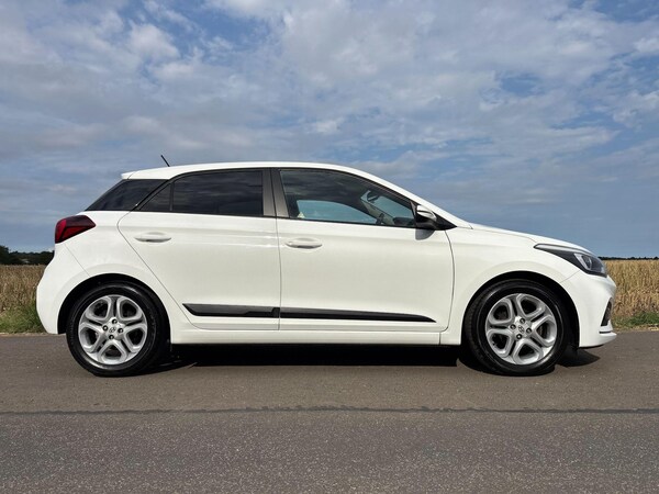 Used Hyundai i20 2018 for sale - 75414015: Photo 37