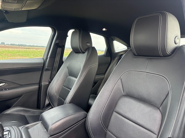 Used Jaguar E-Pace 2018 for sale - 76188884: Photo 12