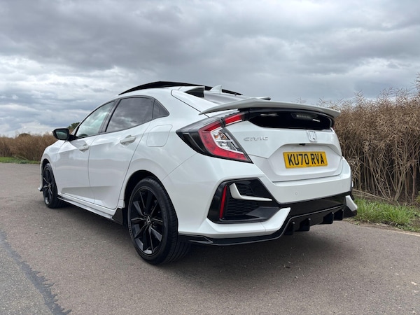 Used Honda Civic 2020 for sale - 75350529: Photo 4