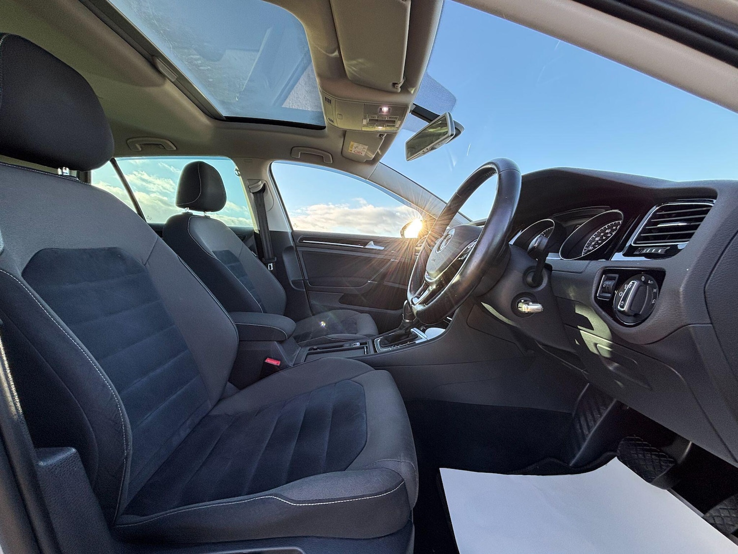 Used Volkswagen Golf 2016 for sale - 76898545: Photo 10