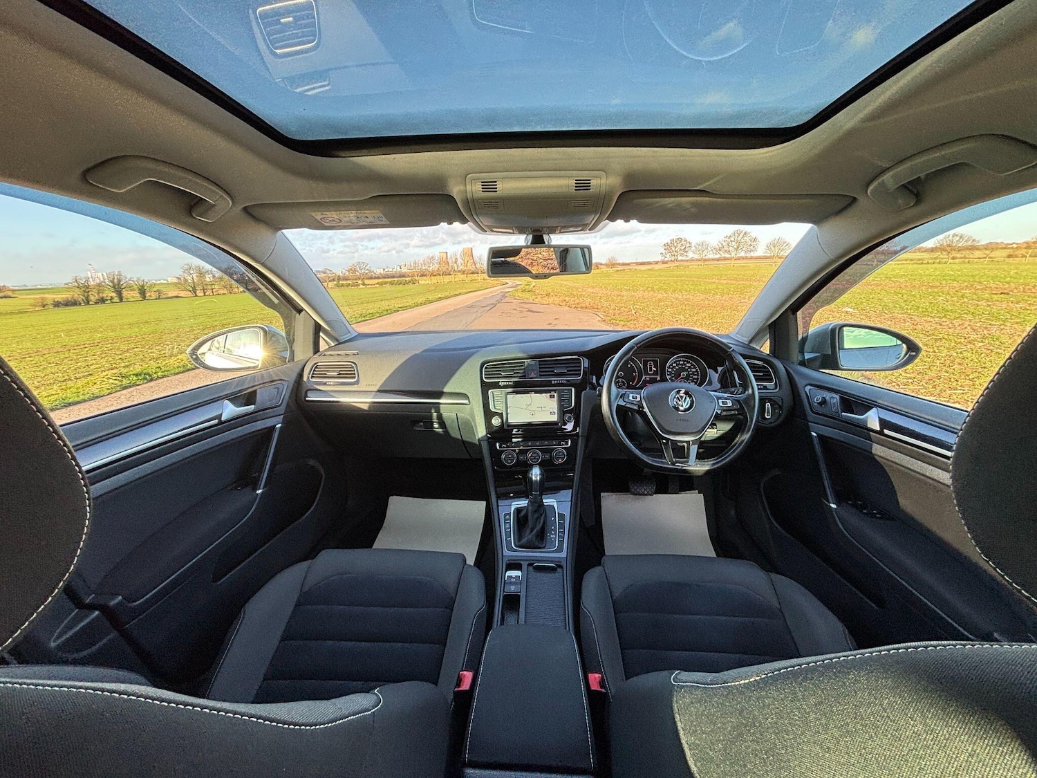 Used Volkswagen Golf 2016 for sale - 76898545: Photo 11