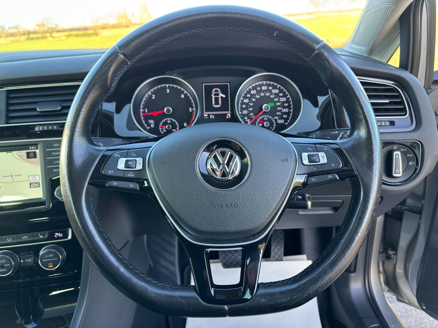 Used Volkswagen Golf 2016 for sale - 76898545: Photo 18