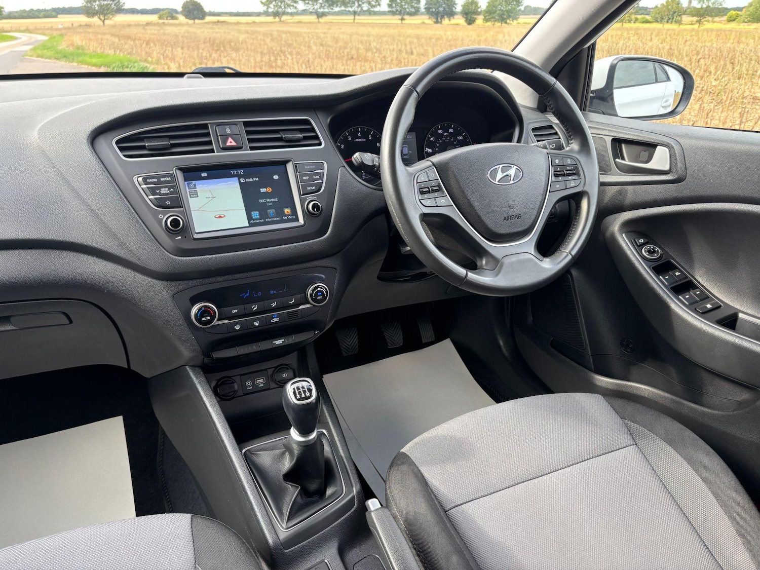 Used Hyundai i20 2018 for sale - 76988845: Photo 11