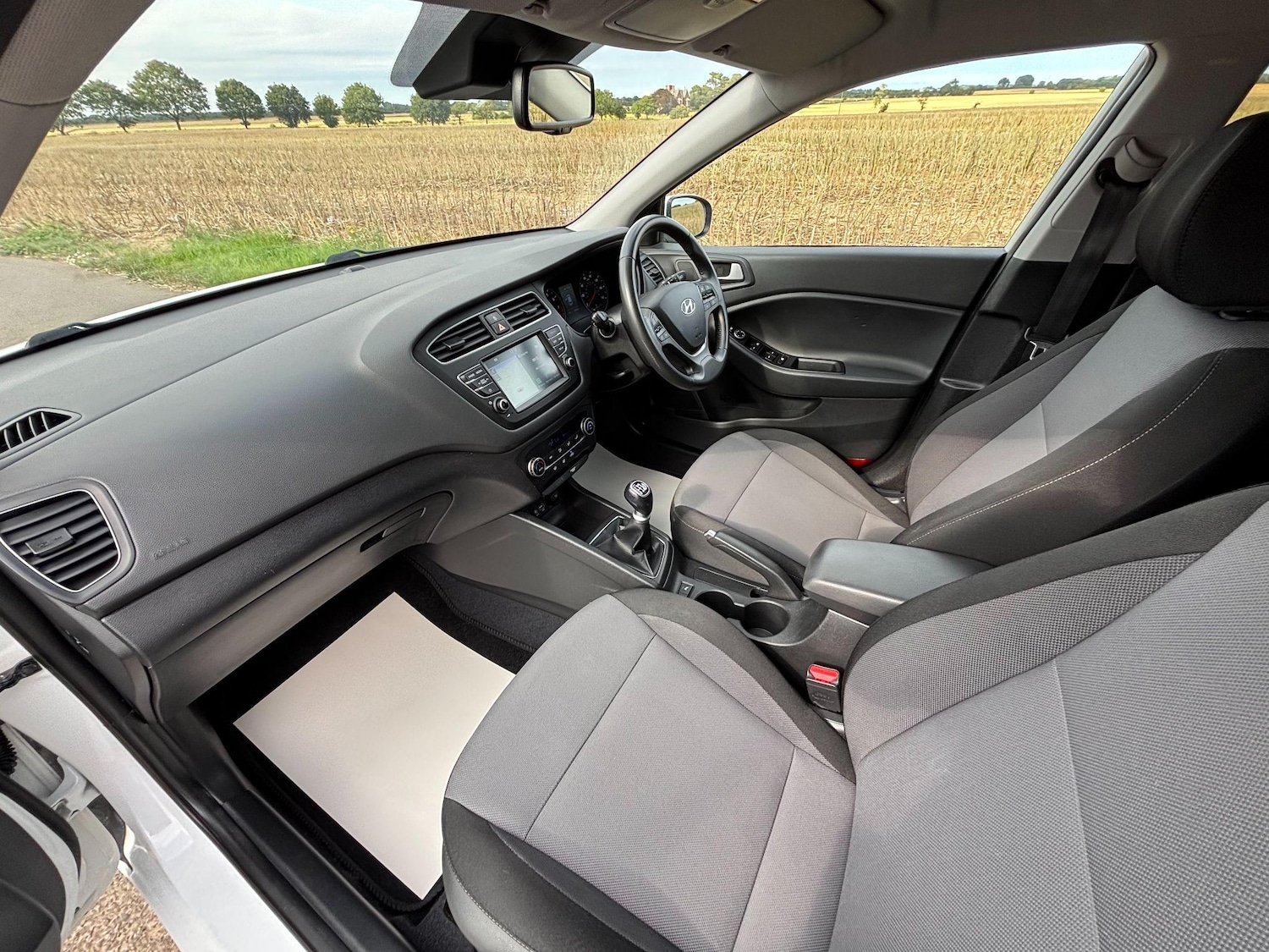 Used Hyundai i20 2018 for sale - 76988845: Photo 12