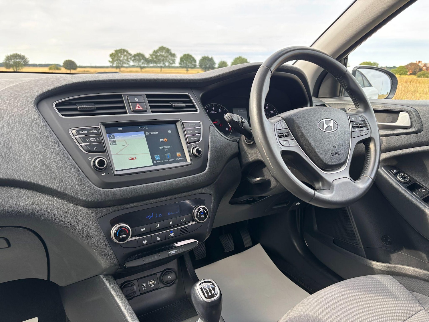 Used Hyundai i20 2018 for sale - 76988845: Photo 14