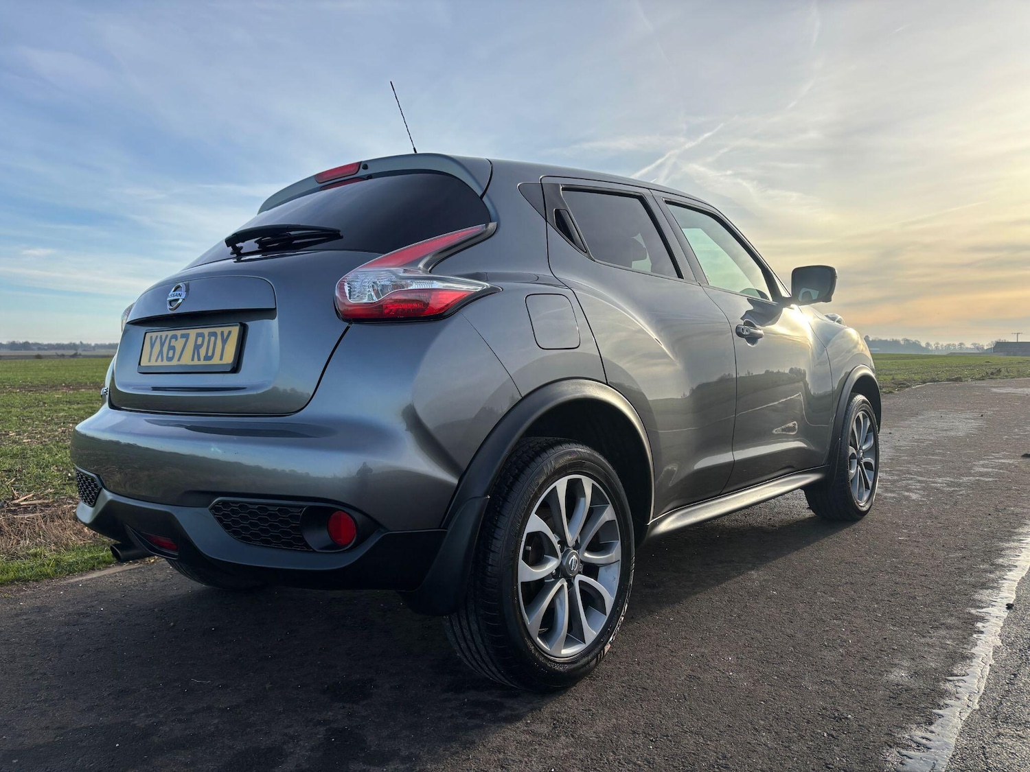 Used Nissan Juke 2017 for sale - 77144431: Photo 2