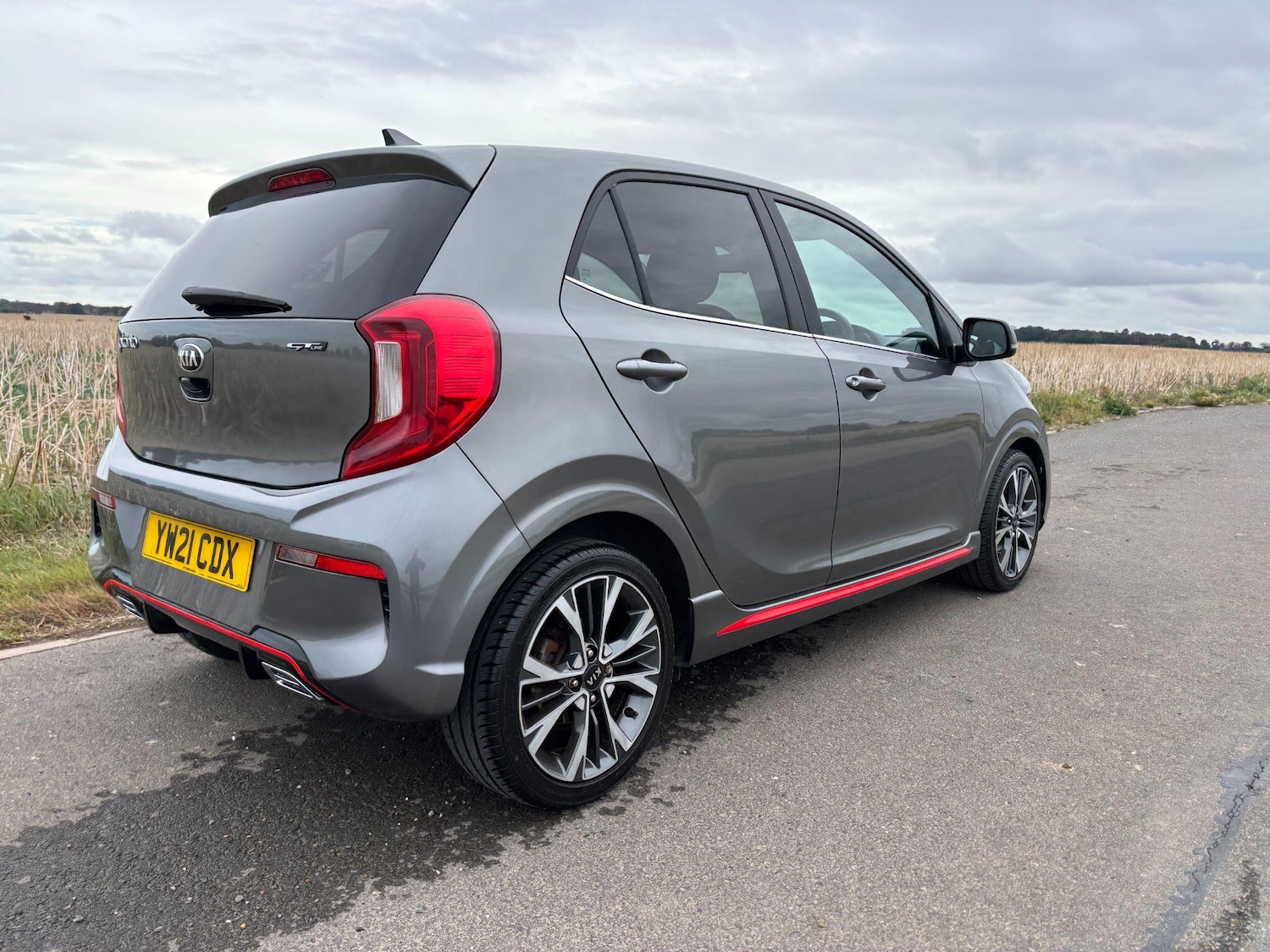 Used Kia Picanto 2021 for sale - 76084930: Photo 2