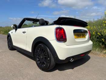 Used MINI Convertible 2019 for sale - 74726230: Photo