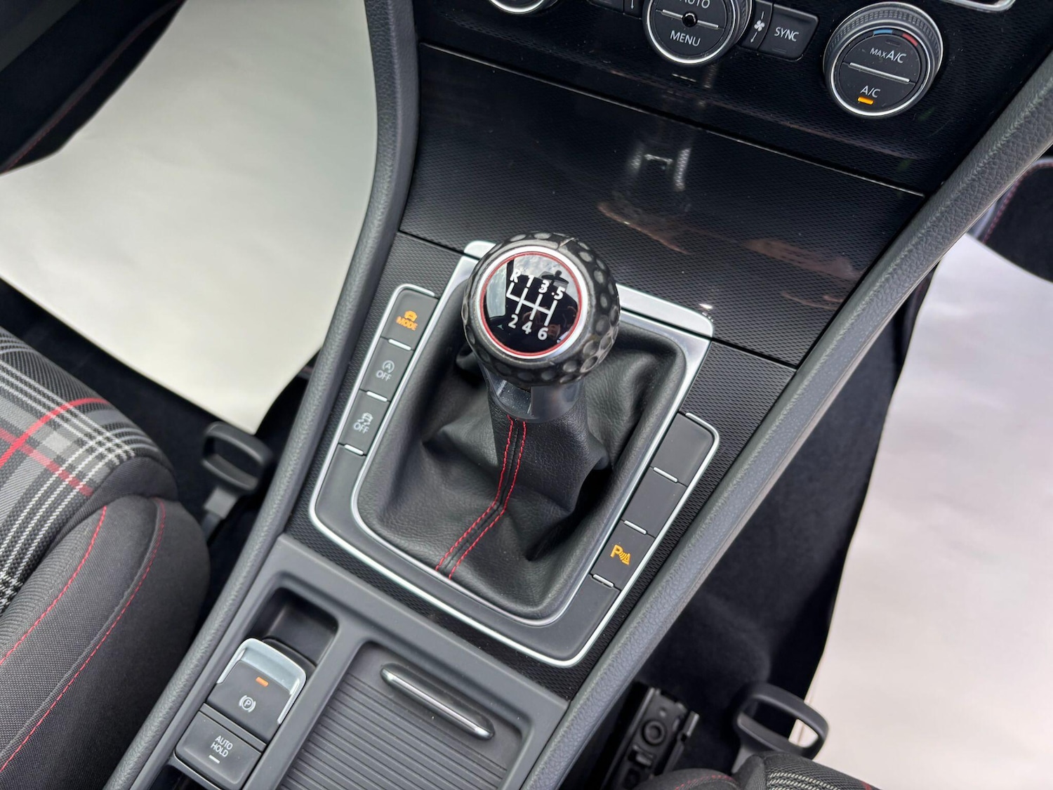 Used Volkswagen Golf 2016 for sale - 76398000: Photo 19