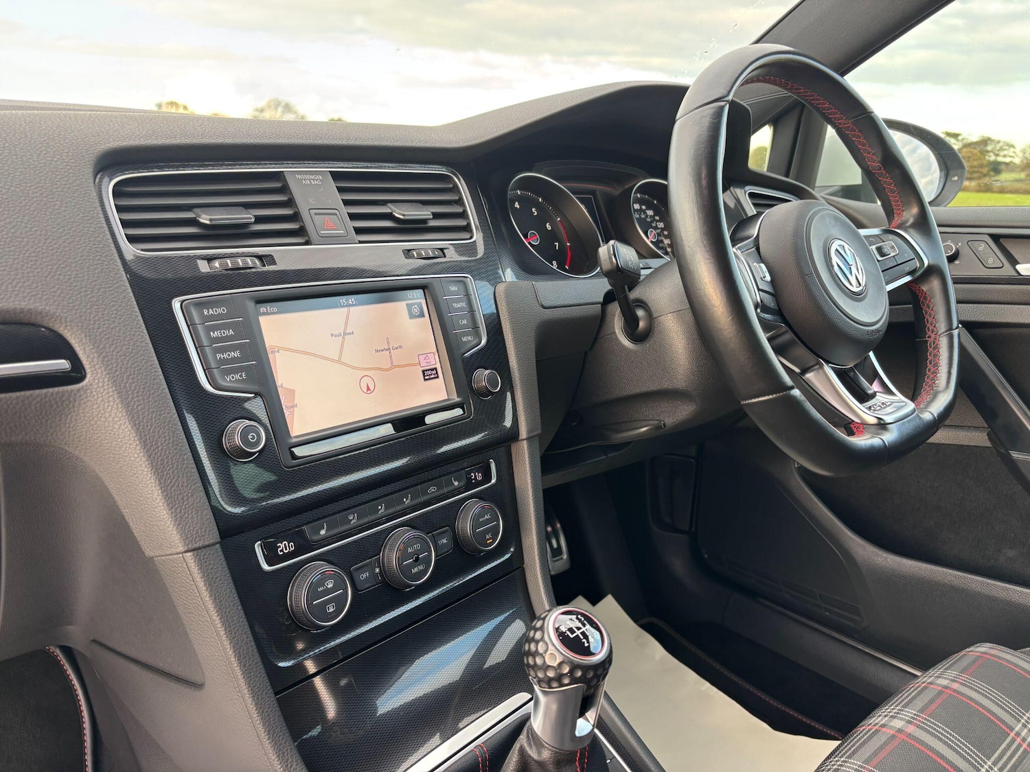 Used Volkswagen Golf 2016 for sale - 76398000: Photo 21