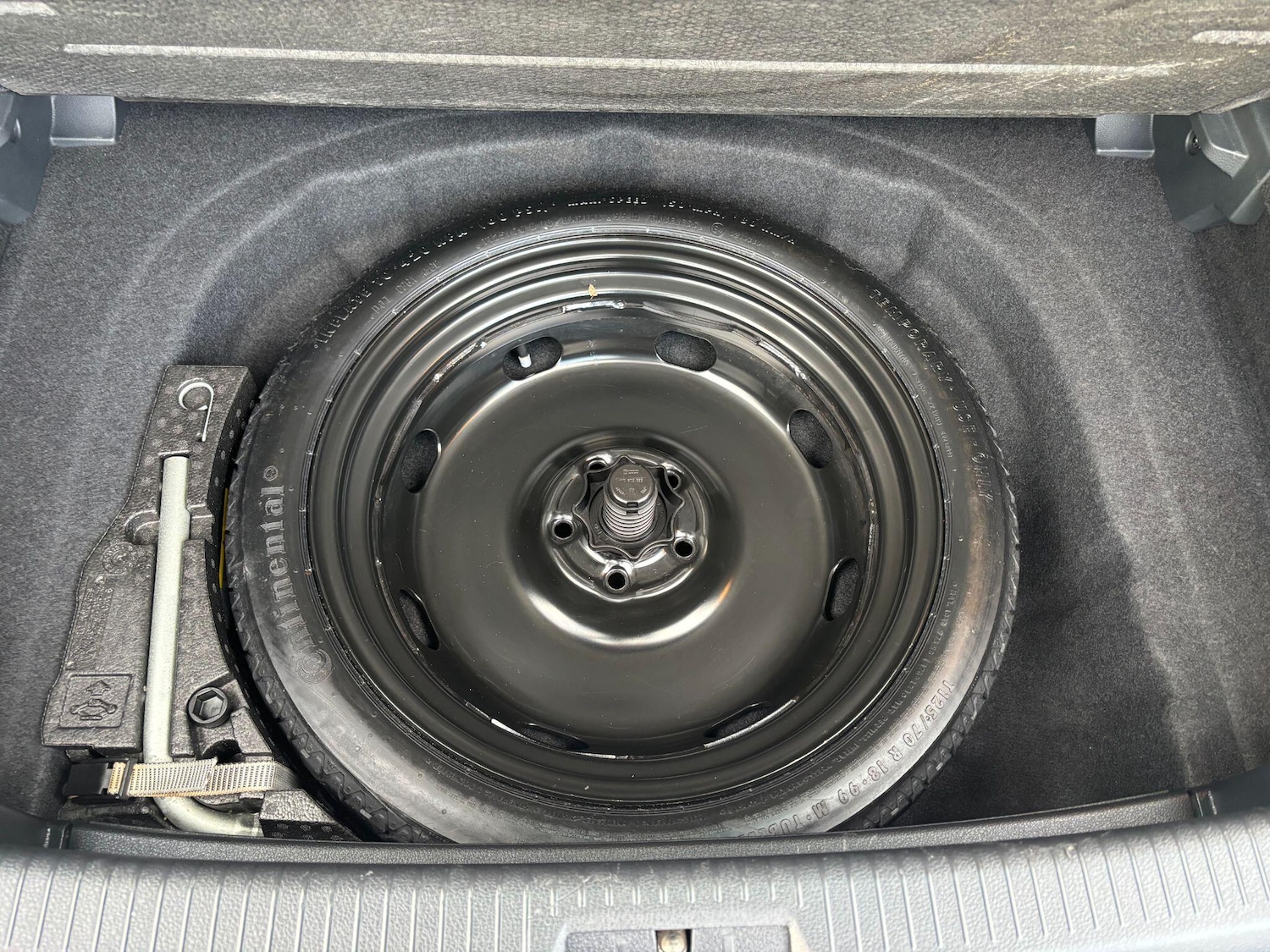 Used Volkswagen Golf 2016 for sale - 76398000: Photo 31