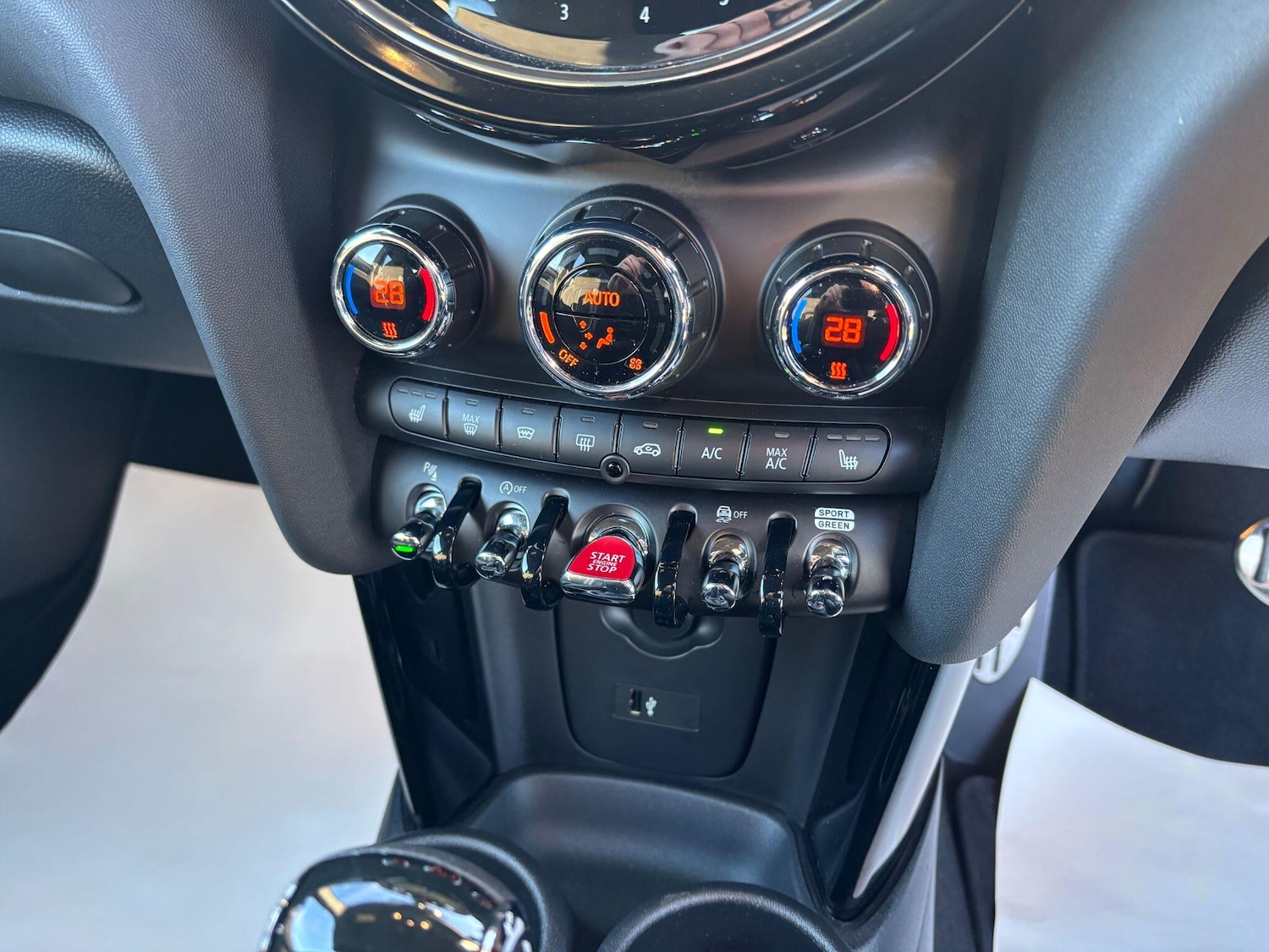 Used MINI Hatch 2022 for sale - 76689099: Photo 17