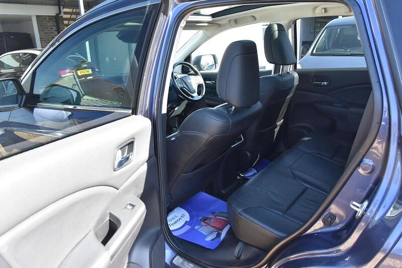 Used Honda CR-V 2016 for sale - 77100135: Photo 16