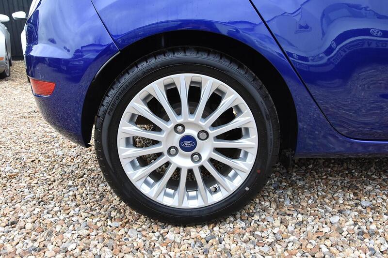 Used Ford Fiesta 2014 for sale - 76582974: Photo 10